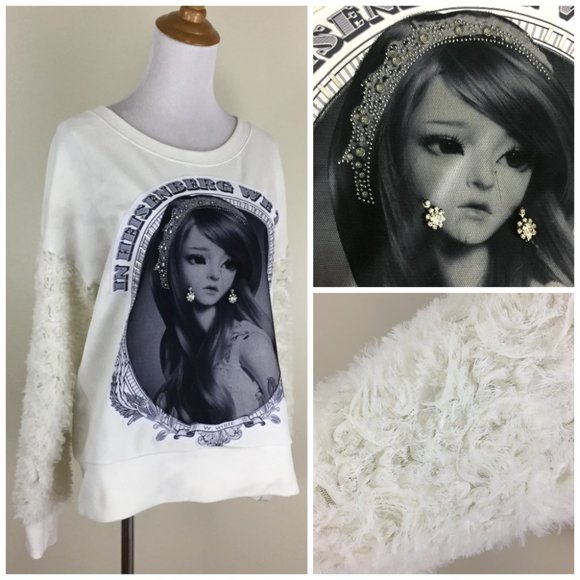 BEAUTIQUE KOREAN Fashion Girl Face Print Rhinestone Earring Applique Shirt - Picture 1 of 13
